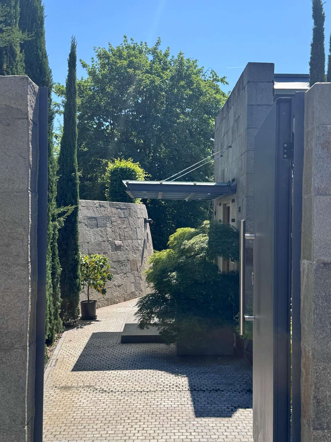 Zugang Villa